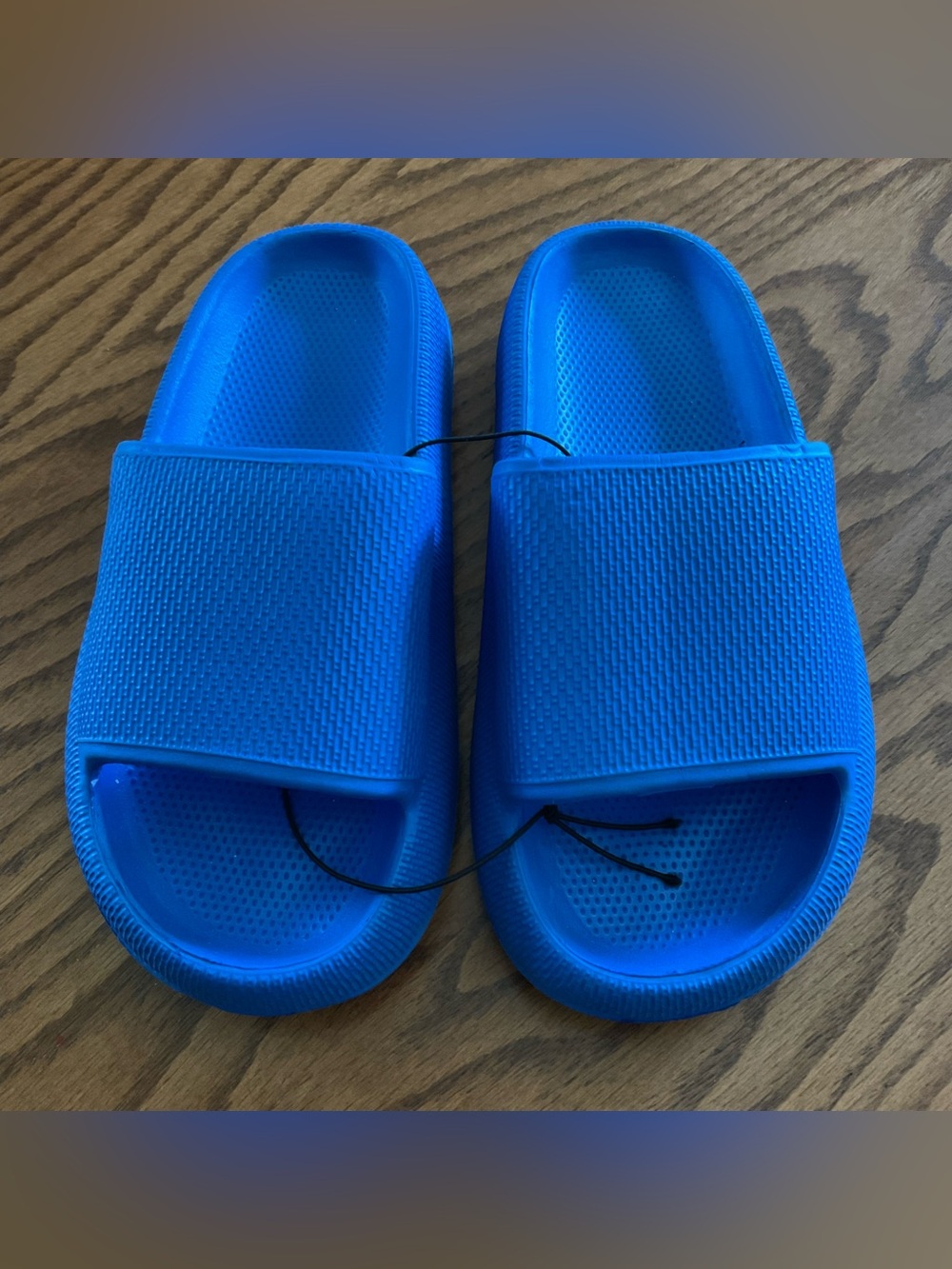 New W/O Tags Kids Royal Blue Pillow Slides/Lightweight Foam Cushion Sandals Sz M